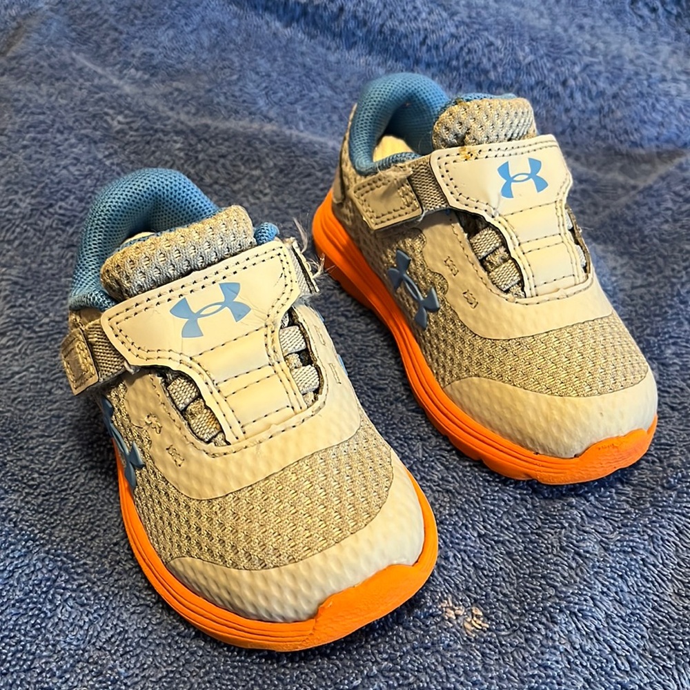 Baby Boy Under Armour Sneakers, sz 5K